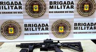 Homem é preso por porte ilegal de arma de uso restrito em Santo Cristo