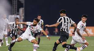 Sem a zaga titular, Fluminense enfrenta o Botafogo no 'Clássico Vovô'