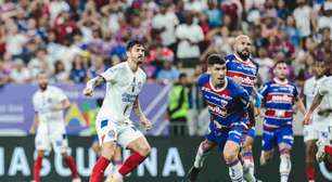 Em noite de golaços, Fortaleza arrasa Bahia e é vice-líder do Brasileirão