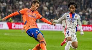 Com gol no lance final, Marseille bate Lyon e assume a liderança da Ligue 1