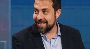 Boulos faz bicicletada na Paulista e diz que Nunes fugiu de debate para evitar questionamentos