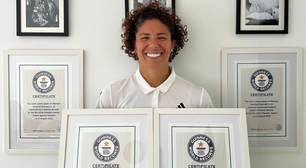 Cristiane recebe certificados do Guinness World Records