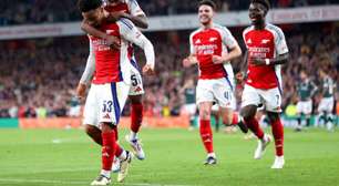 Arsenal goleia o Bolton e avança às oitavas da Copa da Liga Inglesa