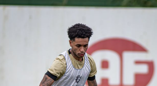 Boletim médico: Matheusinho treina normalmente e Caio Vinícius inicia transição para o campo