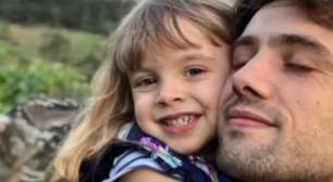 'A distância só reforça o quanto...': filha de Rafael Cardoso e Mari Bridi faz 10 anos e ator expõe falta de contato em post