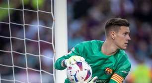 Barcelona contrata goleiro aposentado para substituir Ter Stegen