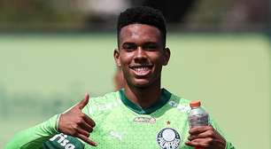 Estêvão e Marcos Rocha iniciam transição no Palmeiras