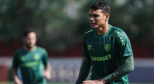 Thiago Silva treina no campo e tem chance de jogar o Fla-Flu