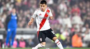 River Plate tenta estender empréstimo de Echeverri junto ao City