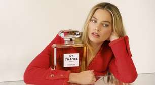 Margot Robbie é anunciada como embaixadora e rosto do perfume Chanel N°5