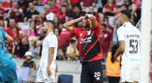 Quais resultados podem colocar o Athletico na ZR do Brasileirão? Veja os cenários