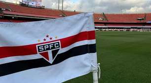 Ele foi impedido de jogar pelo São Paulo pelo departamento jurídico