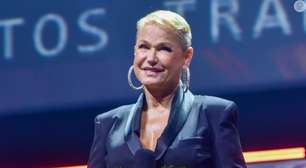 Como ter a pele da Xuxa? Apresentadora faz skincare caseiro com mamão, camomila e iogurte para hidratar e acabar com olheiras