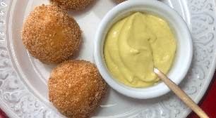 Bolinho de mandioca - uma massa com apenas 3 ingredientes