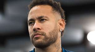 Ex de Neymar Jr. curte passeio com o jogador e web reage: 'Pega em off'