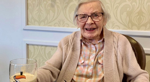 Kathleen Hennings, aos 105 anos, revela a fórmula do sucesso: cerveja e humor