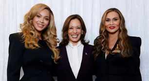 Tina Knowles mãe de Beyoncé retorna a Nova York após discurso em Houston