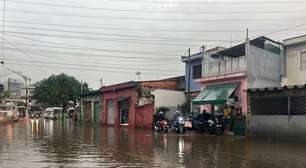 Chuva provoca alagamentos em SP e uma pessoa está desaparecida; ainda há 9 mil sem luz