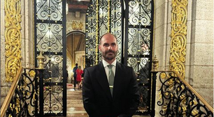 Eduardo Bolsonaro posta foto acompanhando apuração na casa de Trump, nos EUA