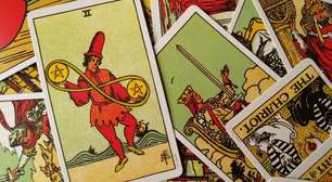 Lua Crescente em Aquário: recado do Tarot para as suas finanças