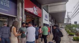 Torcedores do Flamengo chegam a BH à procura de ingressos para final da Copa do Brasil