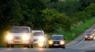 Vai viajar no feriado? Cuidado com a Lei do Farol e a manutenção