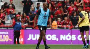 Poupado contra o São Paulo, Fernandinho pode voltar ao Athletico nos próximos jogos