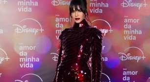 Bruna Marquezine deslumbra com vestido de R$ 85 mil para estreia de nova série