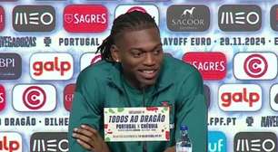 Fã de Ronaldinho, Rafael Leão diz que precisa ser 'mais egoísta em frente ao gol'