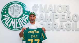 Em parceria com ex-jogador, Palmeiras inaugura escola no Chile