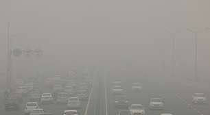 Escolas são fechadas após nuvem de névoa tóxica atingir capital da Índia