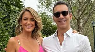 Ticiane Pinheiro e César Tralli mostram árvore de Natal montada em casa: 'Maravilhosa'