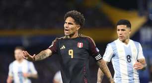 Guerrero reclama de arbitragem de Argentina x Peru: 'Se tocasse no Messi, era falta'