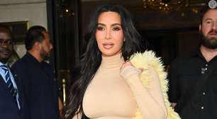 Impressionante! Kim Kardashian faz ensaio de fotos - bizarro! - e agita web: 'Nenhuma amiga pra avisar que tá estranho'?