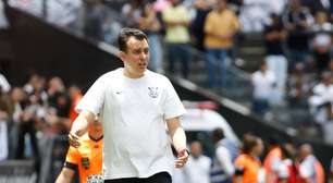 Técnico do Corinthians Feminino é direto sobre problemas extracampo e vê saldo positivo em 2024