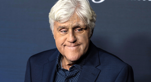 Comediante Jay Leno afirma estar bem após sofrer queda de 18 metros em uma colina