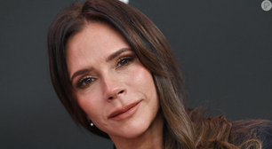 Nem arrogância, nem problemas nos dentes: Victoria Beckham dá fim ao mistério de anos e explica por que não sorri para fotos