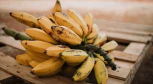 Se você misturar esses três alimentos com a banana, pode acabar com desconfortos