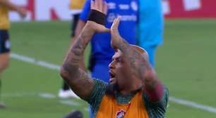 Felipe Melo, do Fluminense, é punido por cinco jogos pelo STJD