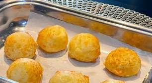 Pão de queijo de mandioca: receita fácil, com brasilidade