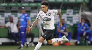 Igor Jesus destaca conexão entre jogadores do Botafogo: 'Todo mundo se apoiando'