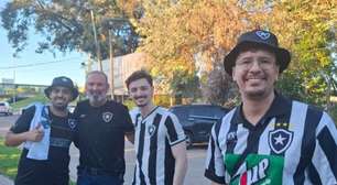 Recepcionado por torcedores, Botafogo chega a hotel na Argentina