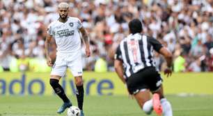 Alexander Barboza, do Botafogo, ganha troféu inédito na final da Libertadores