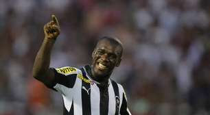 Seedorf celebra título do Botafogo: 'Muito feliz pelos torcedores'