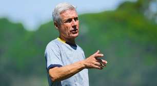 Santos aguarda definição por técnico Luís Castro