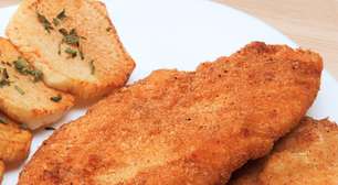 Filé de frango à milanesa sem trigo e sem fritar, sequinho