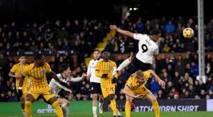 Iwobi faz dois, Fulham vence e encosta no Brighton na Premier League