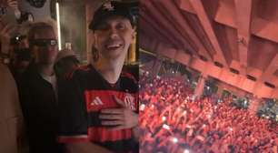 Travis Scott compartilha vídeos de DJ com camisa do Flamengo em Miami