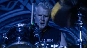 Baterista do British Lion, Simon Dawson se junta ao Iron Maiden