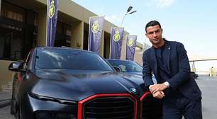 Cristiano Ronaldo e companheiros de equipe são presenteados com carro de quase R$ 1 milhão